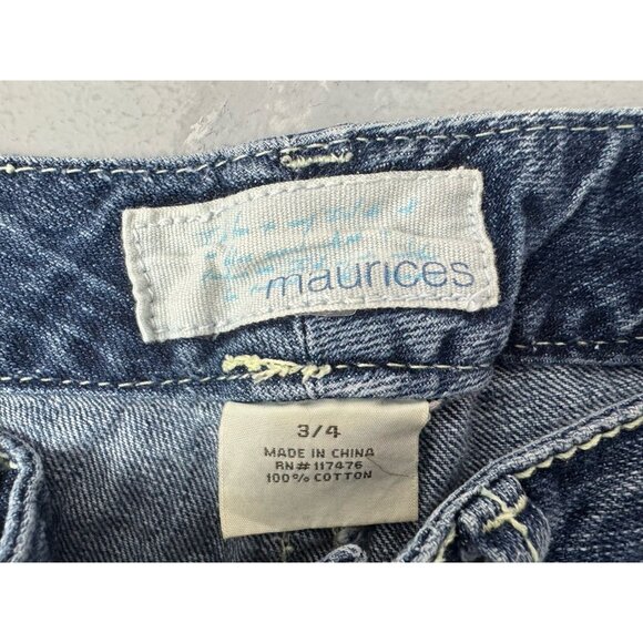 Maurices Size 3/4 Womens Shorts Denim Jean Low Rise Med Wash Distress Stretch - Picture 2 of 3